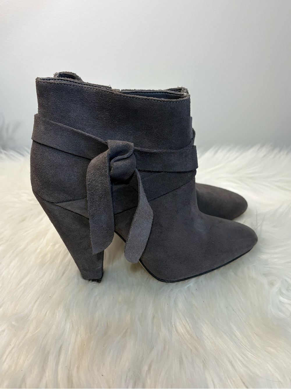(118)Nine West Gray Suede Pointed-Toe Ankle Booties with Knot Accent